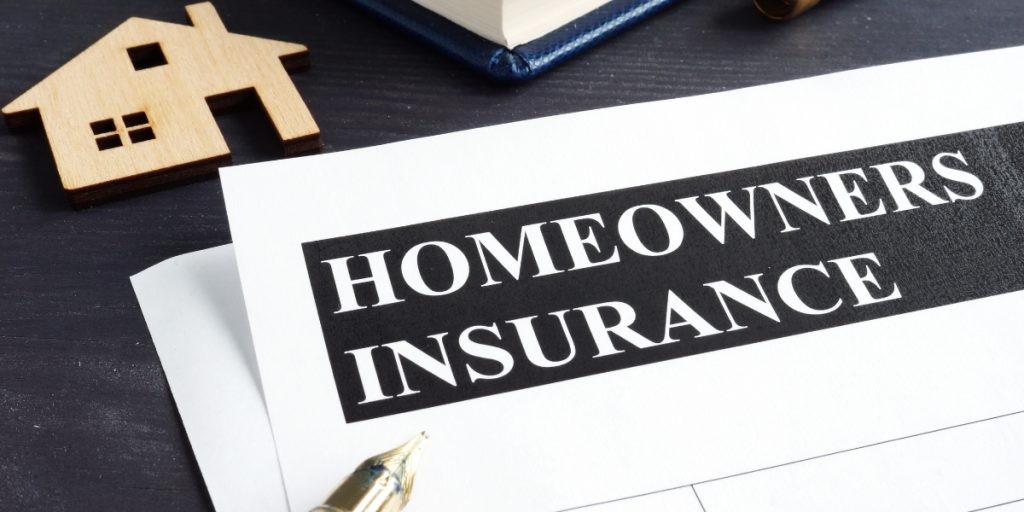 Fire Insurance vs Homeowners Insurance: What’s the Difference?